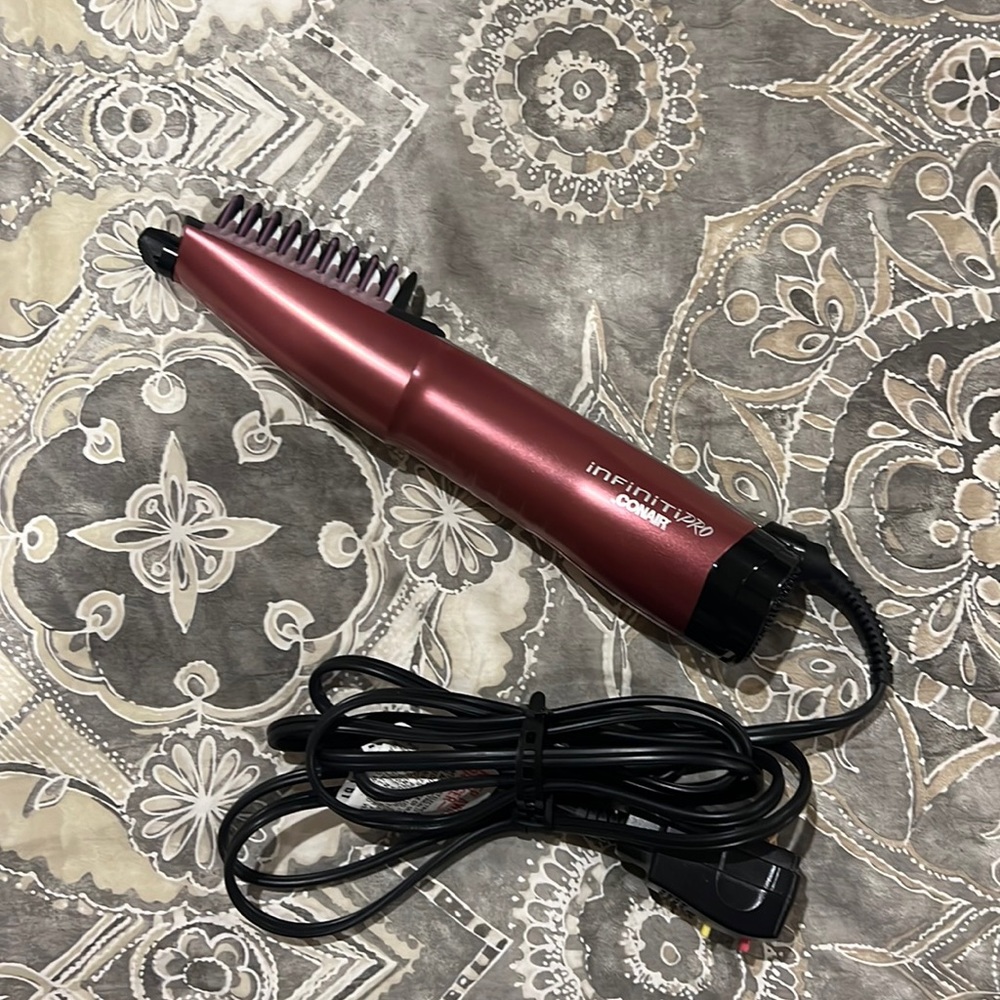Brand New INFINITIPRO BY CONAIR Wet/Dry Hot Air Brush Styler